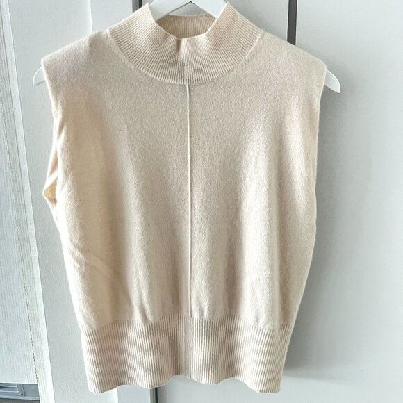 Banana Republic Franca Cashmere Padded-Shoulder Top - Picture 1 of 4